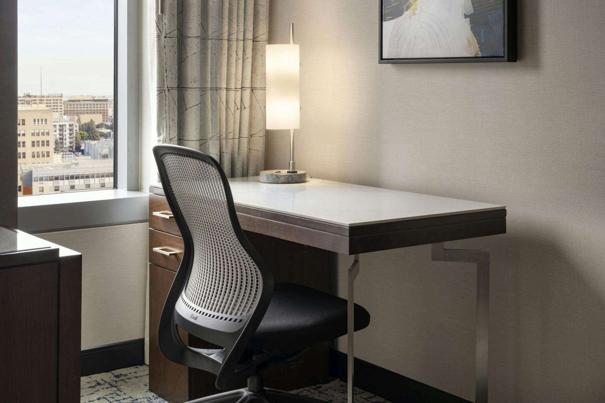Residence Inn By Marriott Los Angeles L.A. Live Экстерьер фото